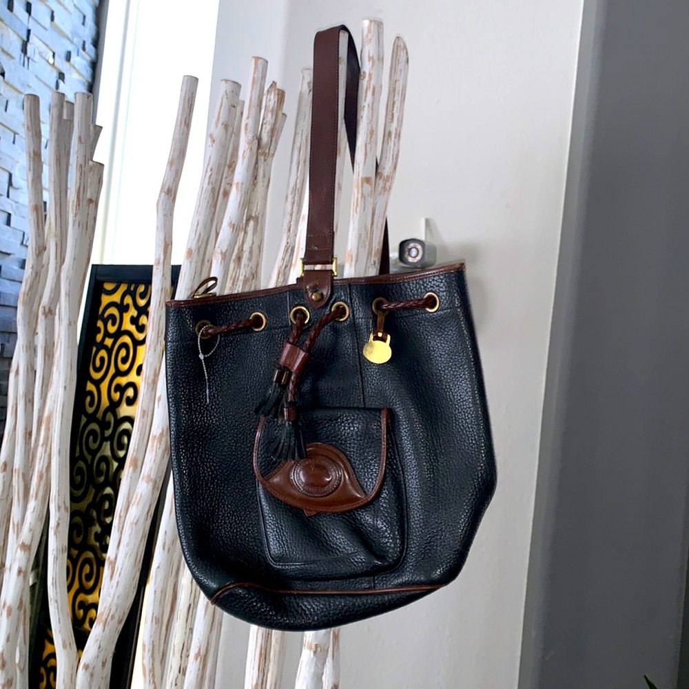 Vintage Dooney & Burke sling bag